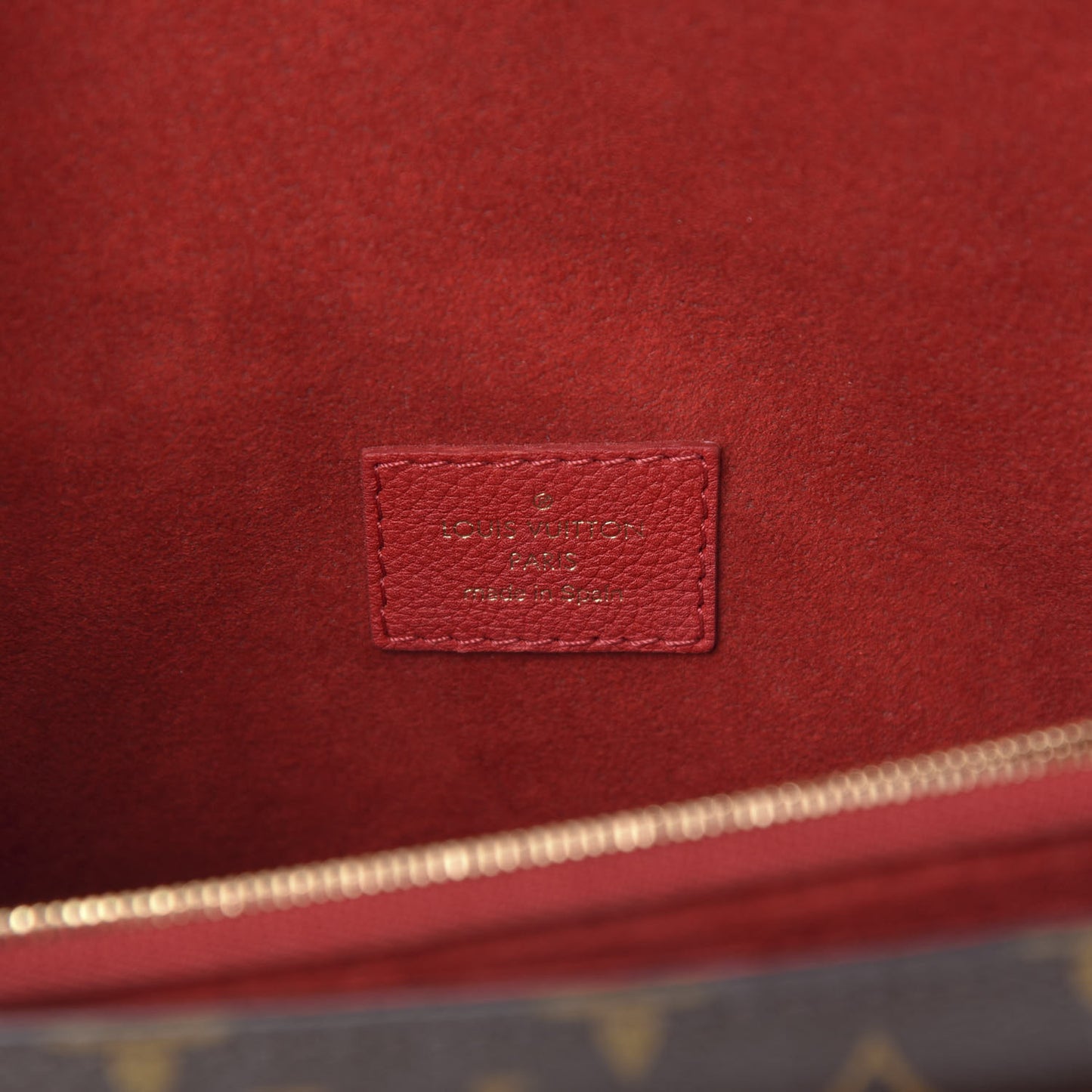 Monogram Victoire Cherry