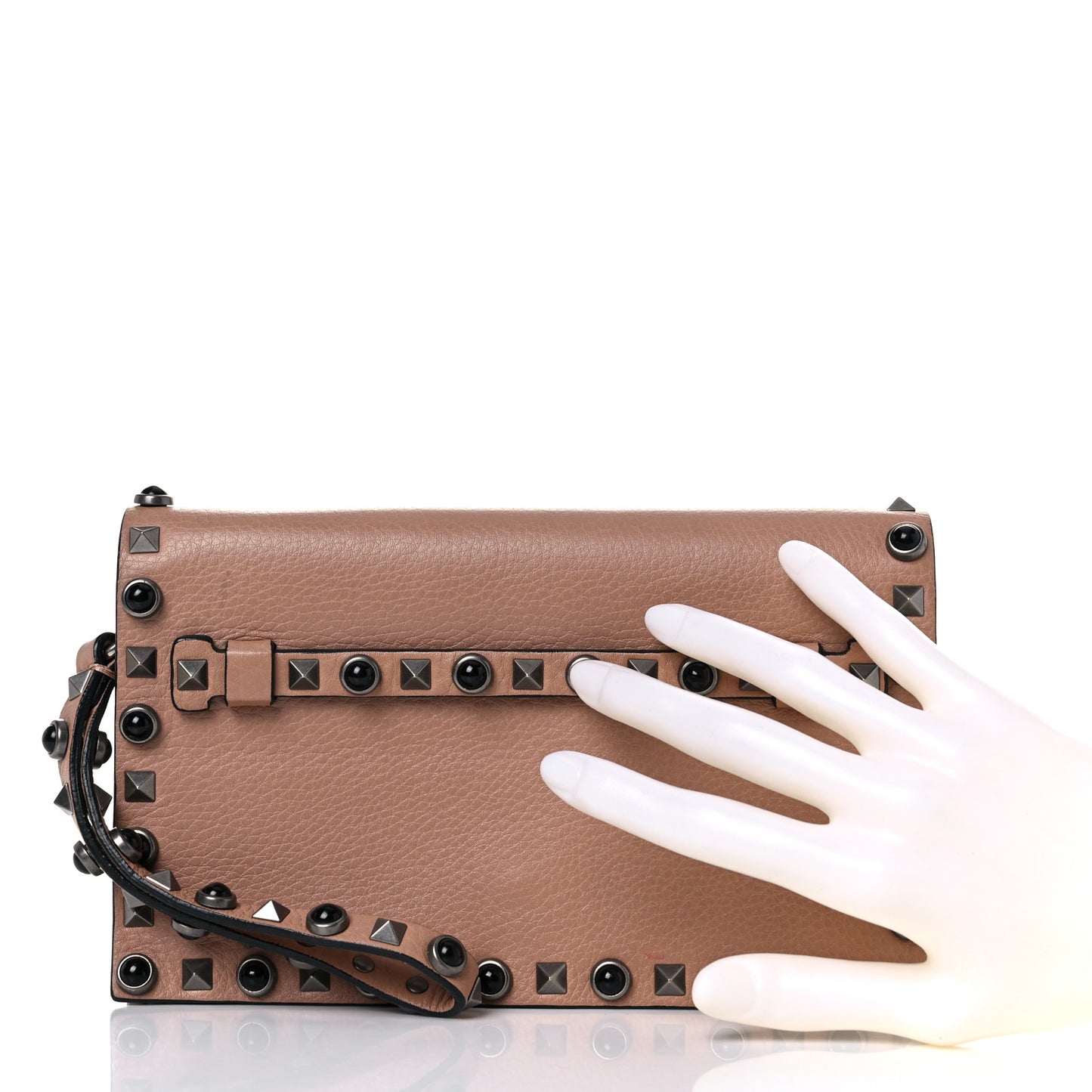 Pebbled Calfskin Onyx Small Rockstud Rolling Wristlet Clutch Soft Noisette