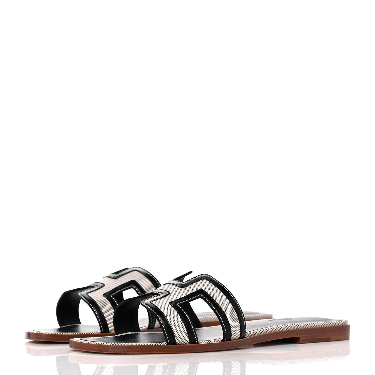 Calfskin Canvas Oran Sandals 40 Black