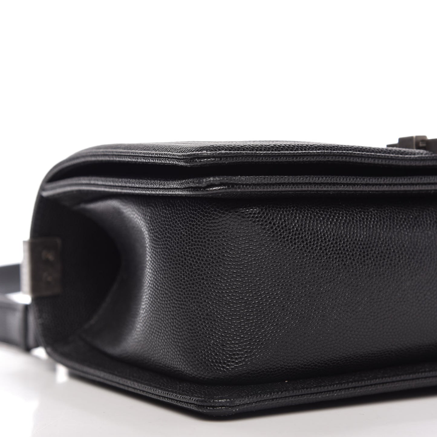 Caviar Quilted Medium Boy Flap Black