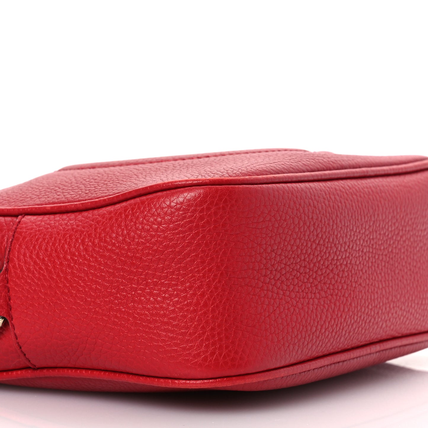 Pebbled Calfskin Small Soho Disco Bag Vibrant Red
