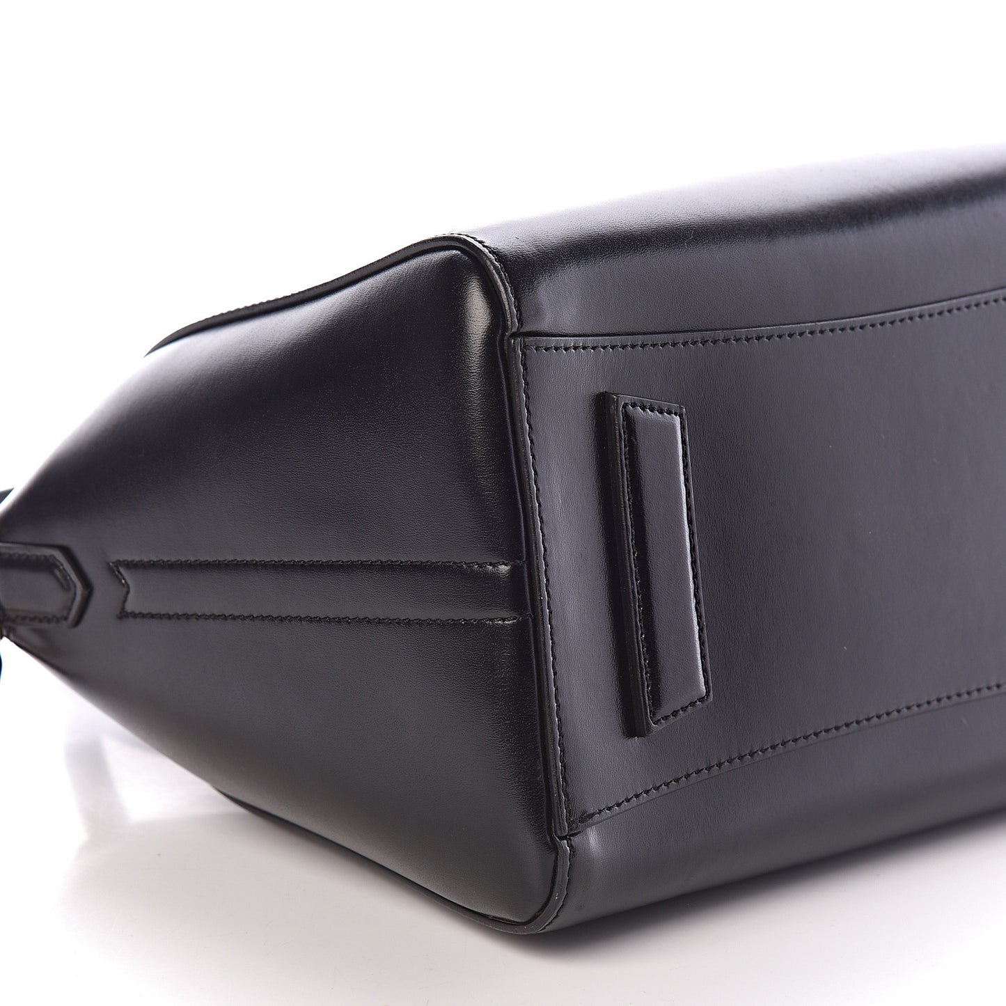 Shiny Lord Calfskin Small Antigona Black