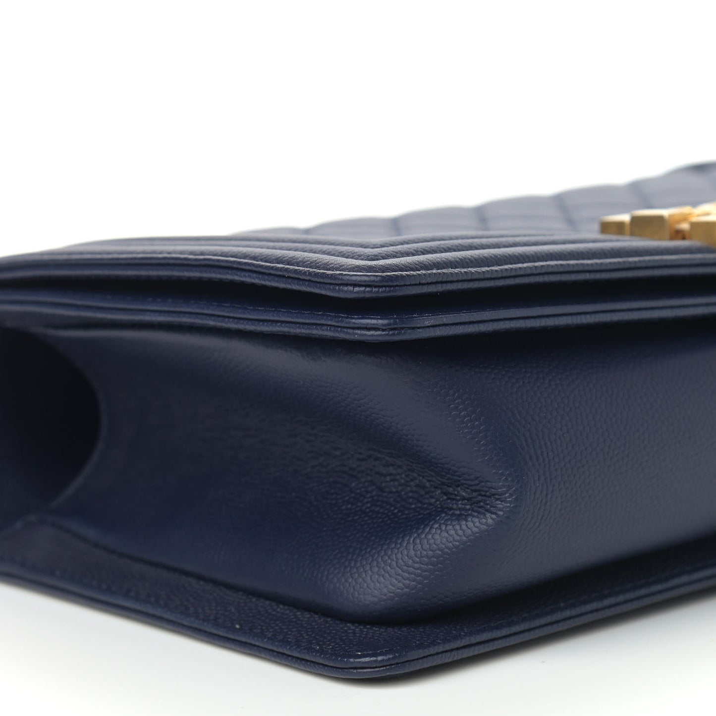 Caviar Quilted Medium Boy Flap Navy