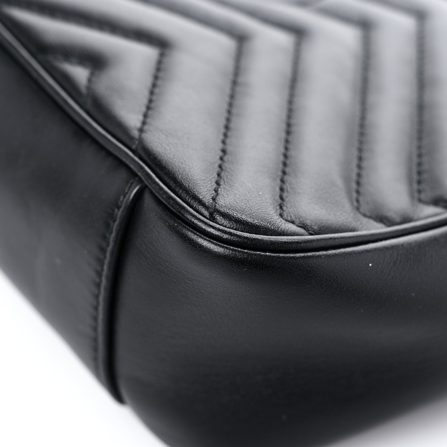 Calfskin Matelasse Small GG Marmont Shoulder Bag Black