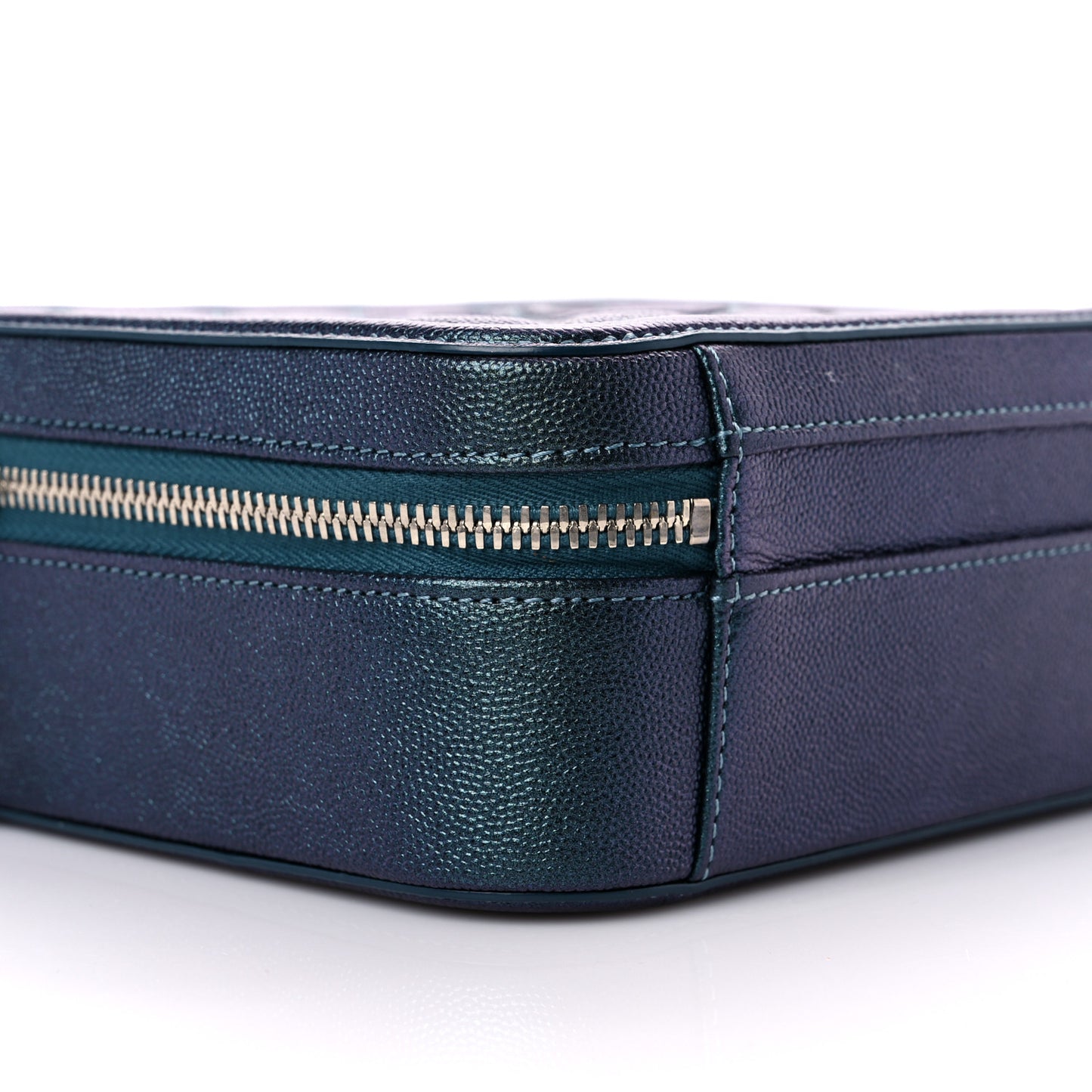 Iridescent Caviar Quilted Medium CC Filigree Vanity Case Dark Turquoise