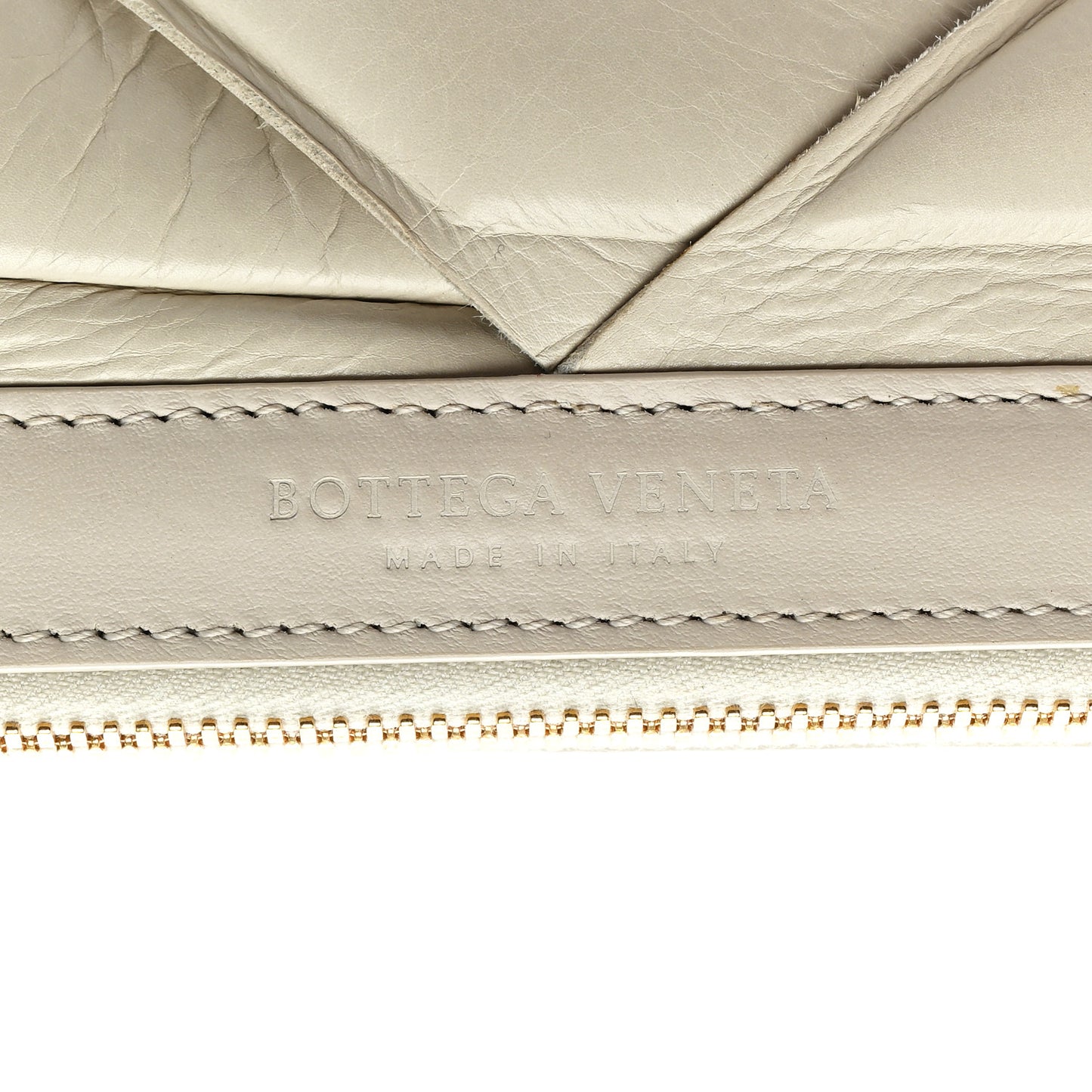 Nappa Maxi Intrecciato Padded Pouch Clutch Plaster