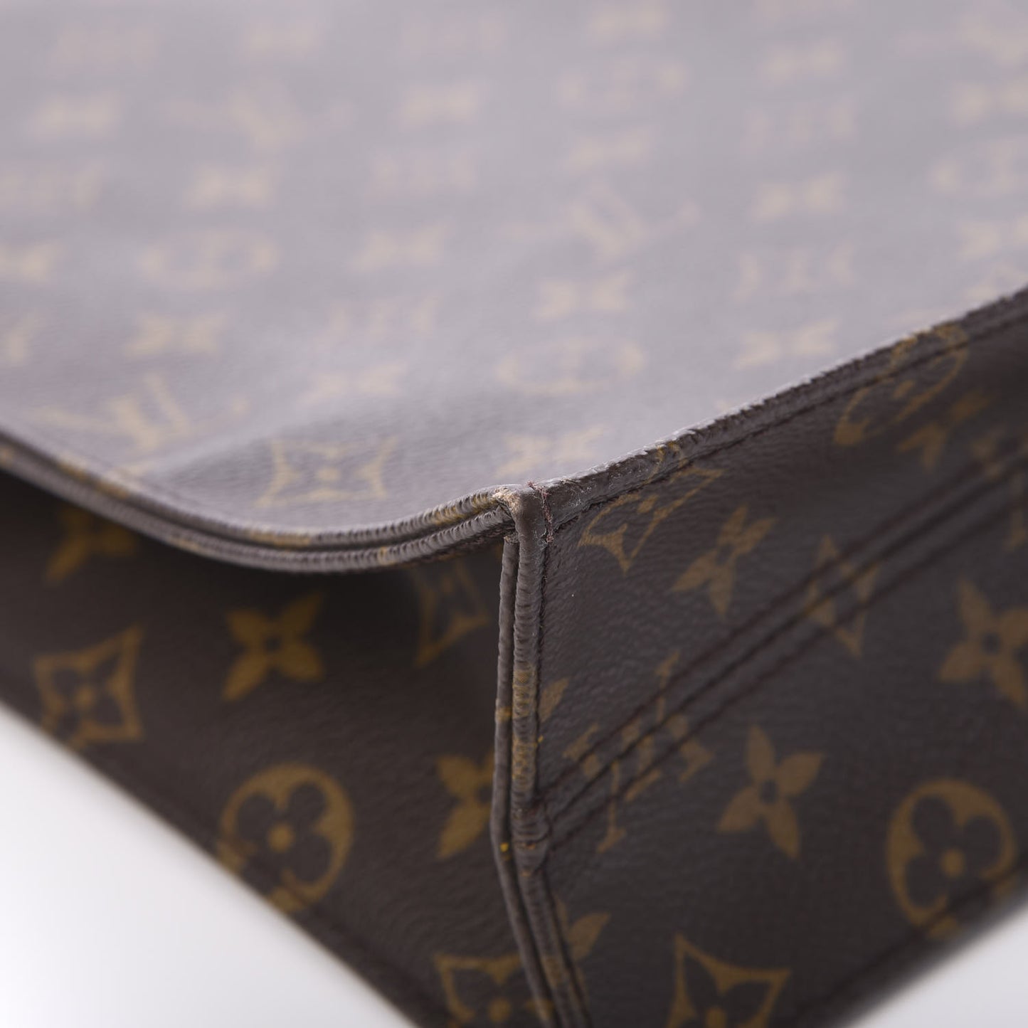 Monogram Sac Plat