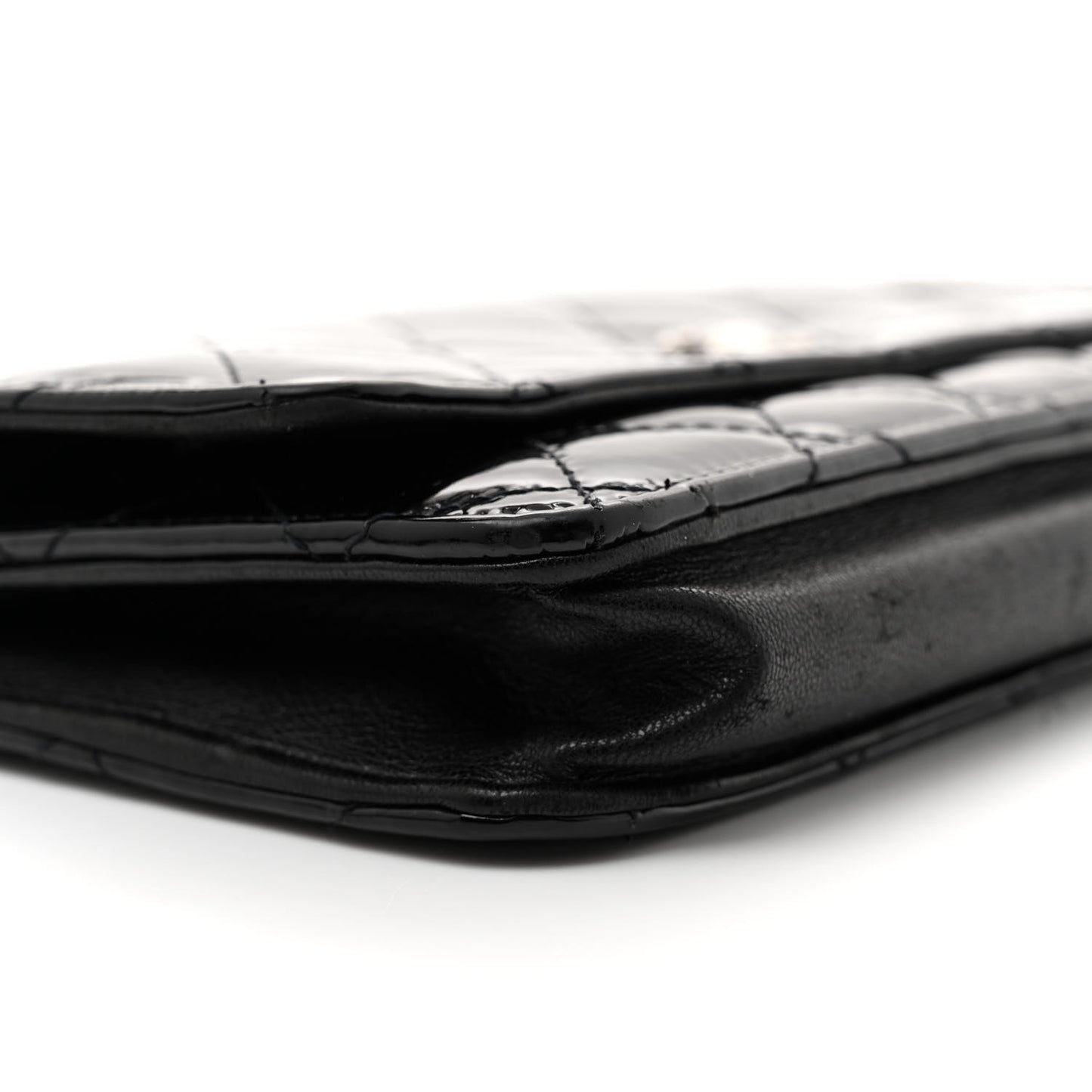 Patent Quilted Wallet On Chain WOC Black