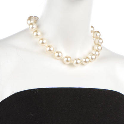Chanel Pearl CC Choker Necklace 2 of 6