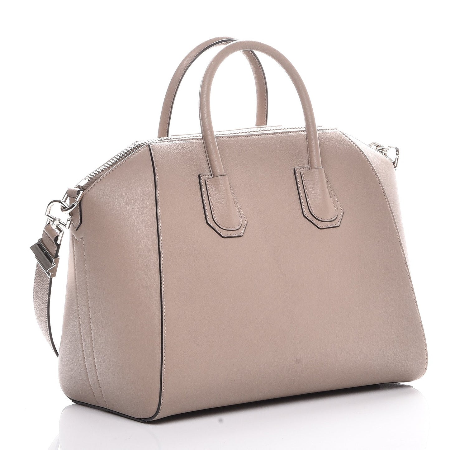 Sugar Goatskin Medium Antigona Mastic