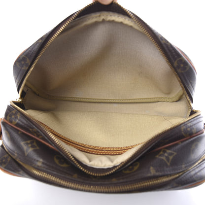 Louis Vuitton Monogram Reporter PM 4 of 11