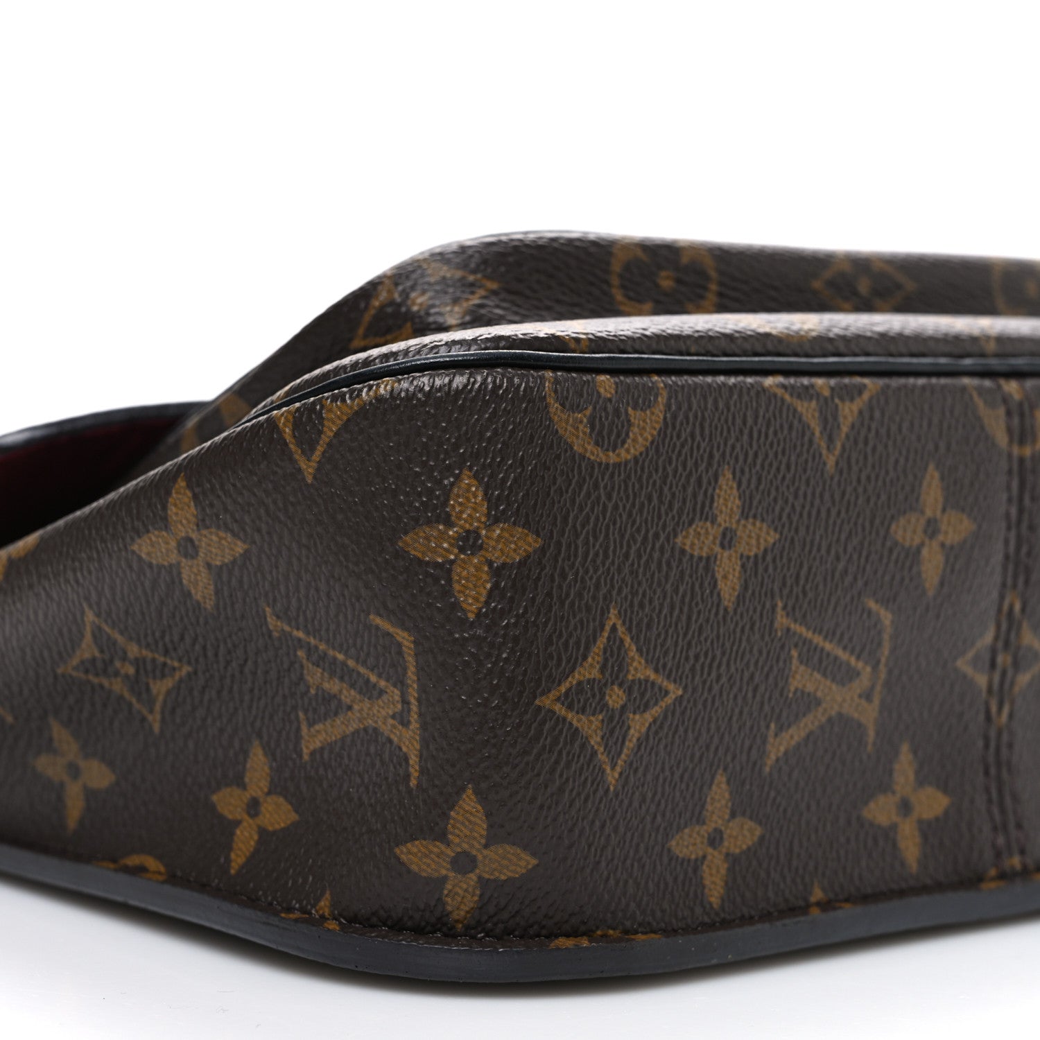 Louis Vuitton Monogram Passy 8 of 9