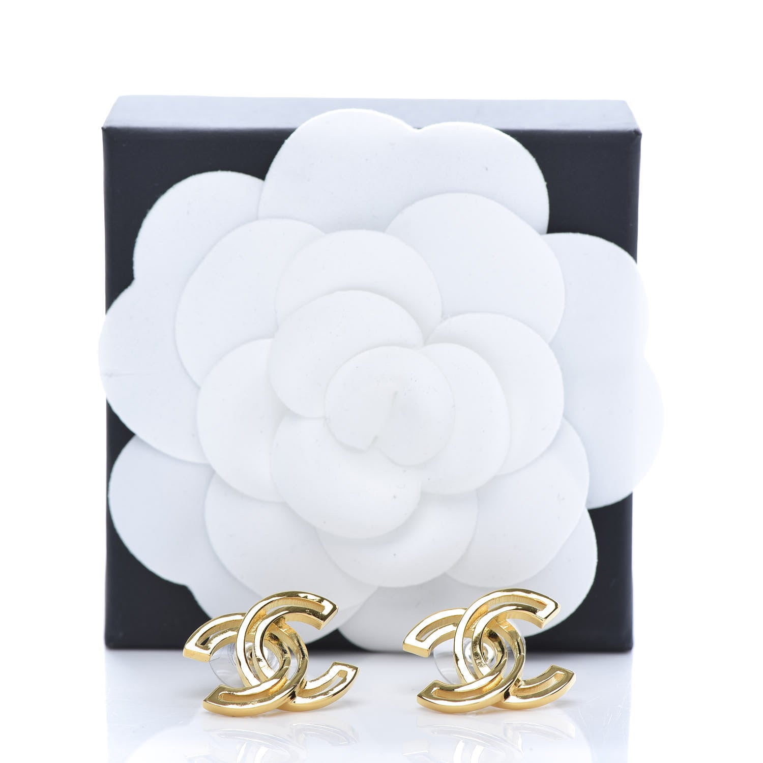 Chanel Metal Obazine CC Earrings Gold 5 of 5