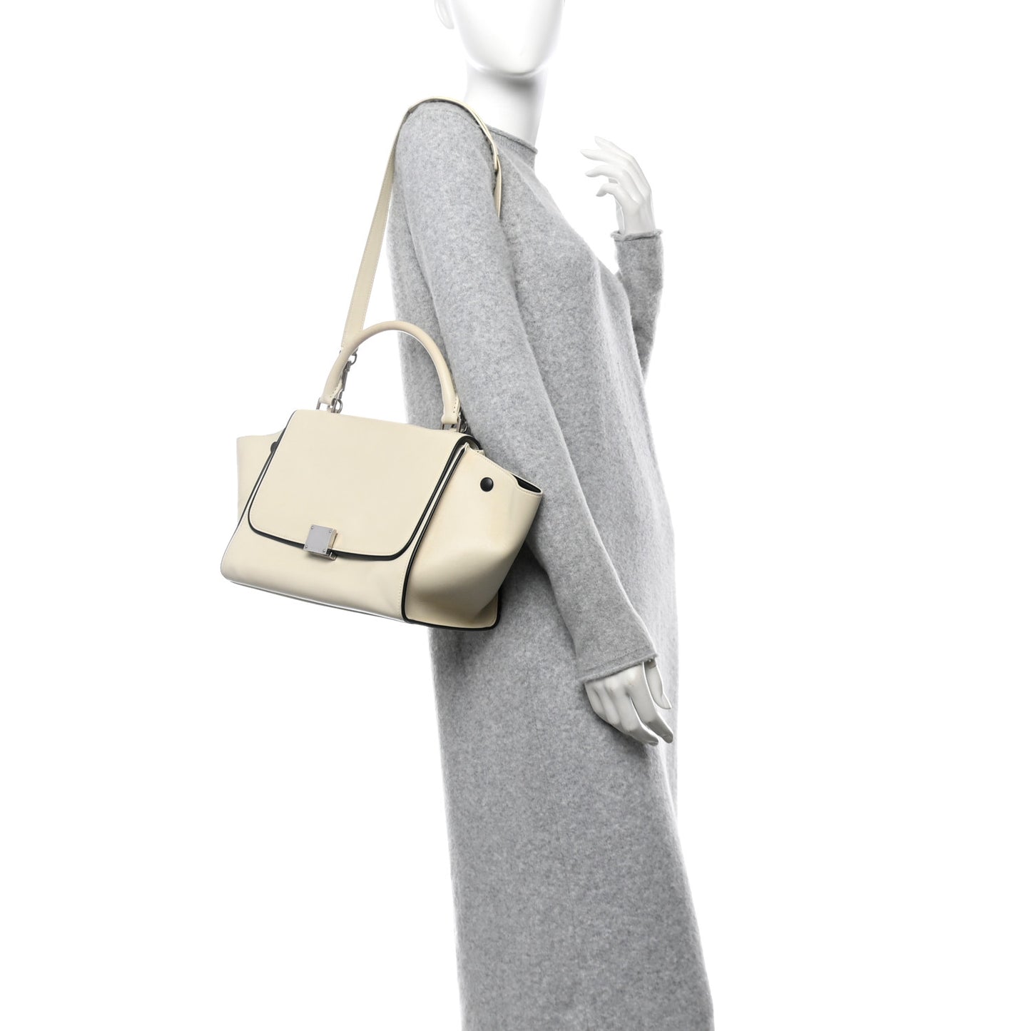 Smooth Calfskin Small Trapeze White Black