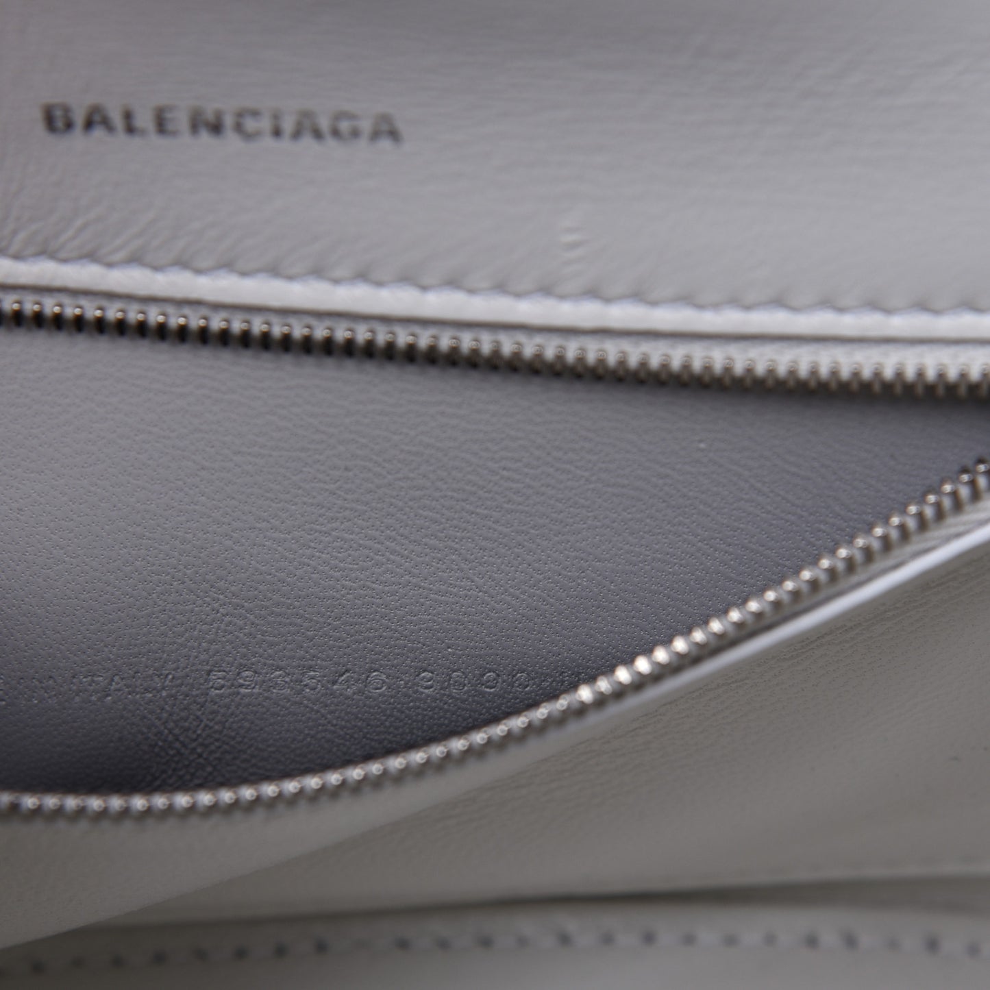 Grained Calfskin Small Hourglass Top Handle Bag White