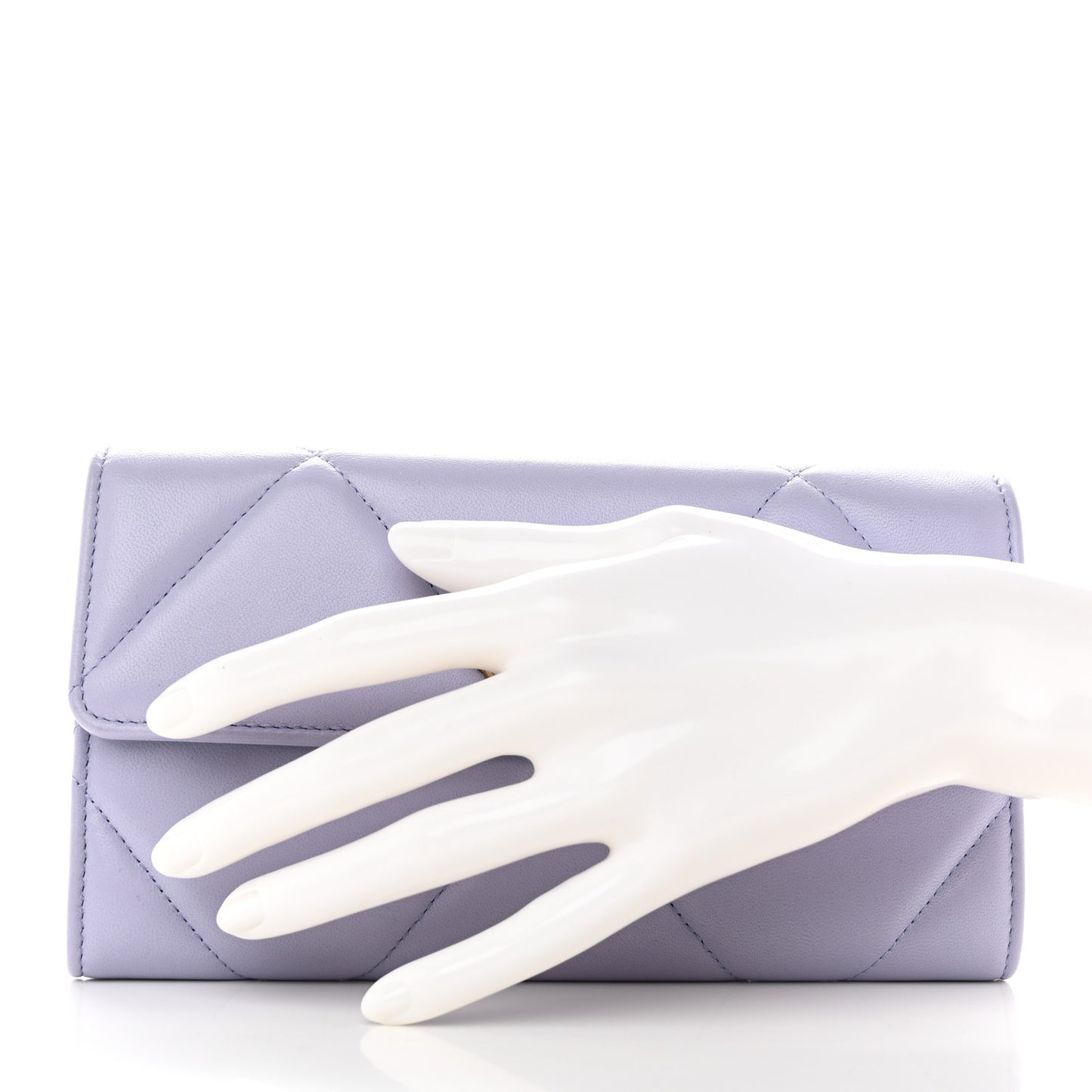 Lambskin Quilted Chanel 19 Flap Wallet Light Purple