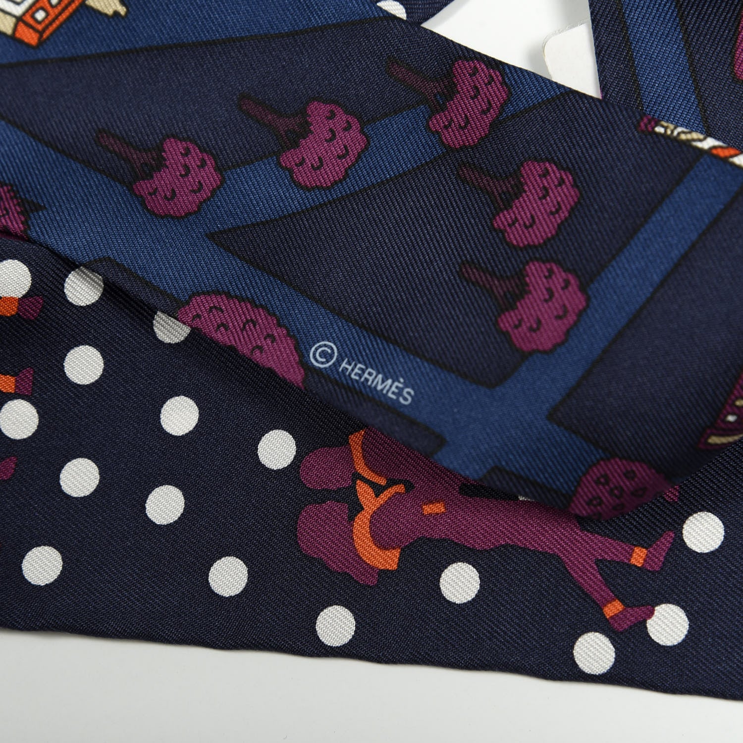 Hermes Silk Les Nouveaux Amoureux de Paris Twilly Marine Violet White 3 of 4
