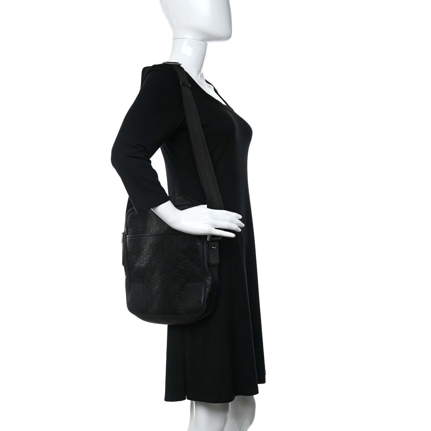 Gucci Guccissima Messenger Bag Black 3 of 9