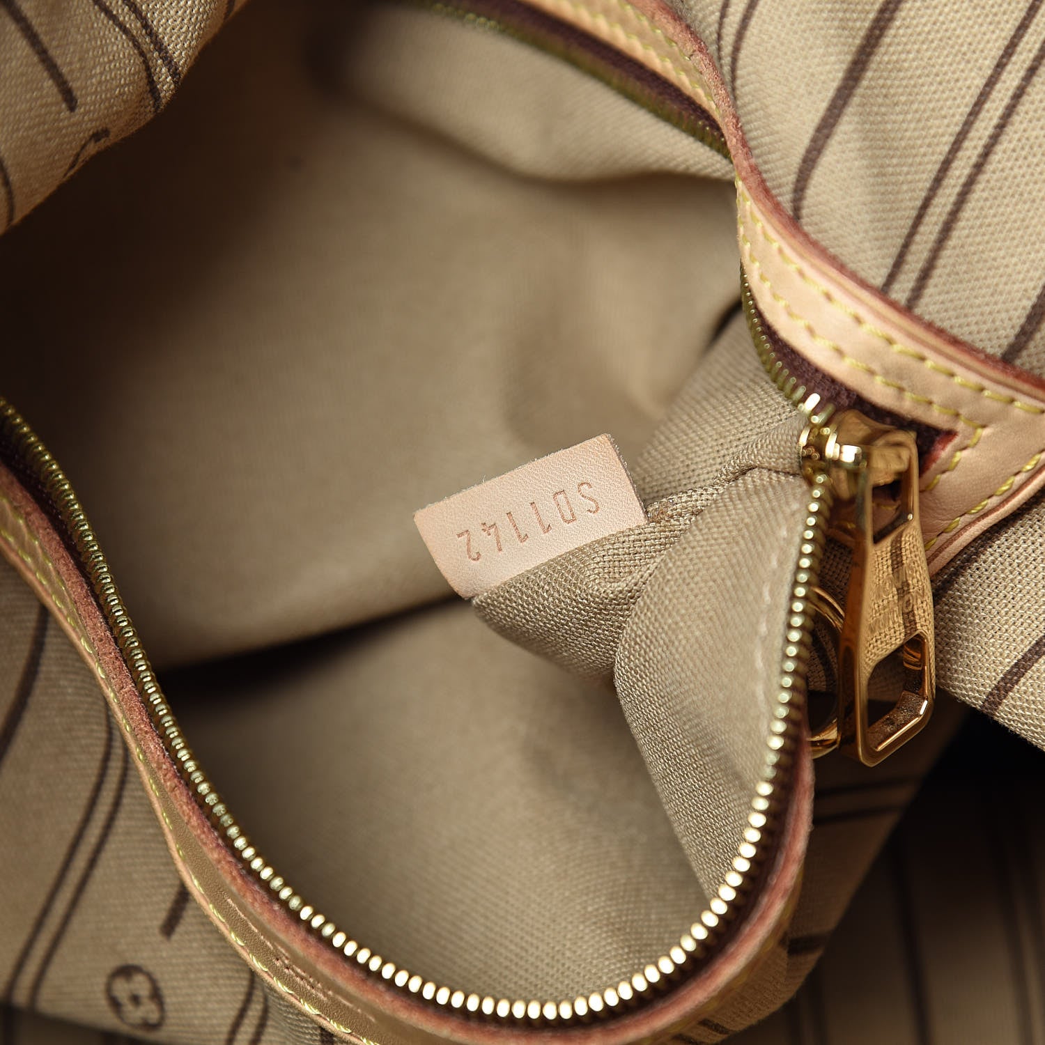 Louis Vuitton Monogram Delightful MM 7 of 10