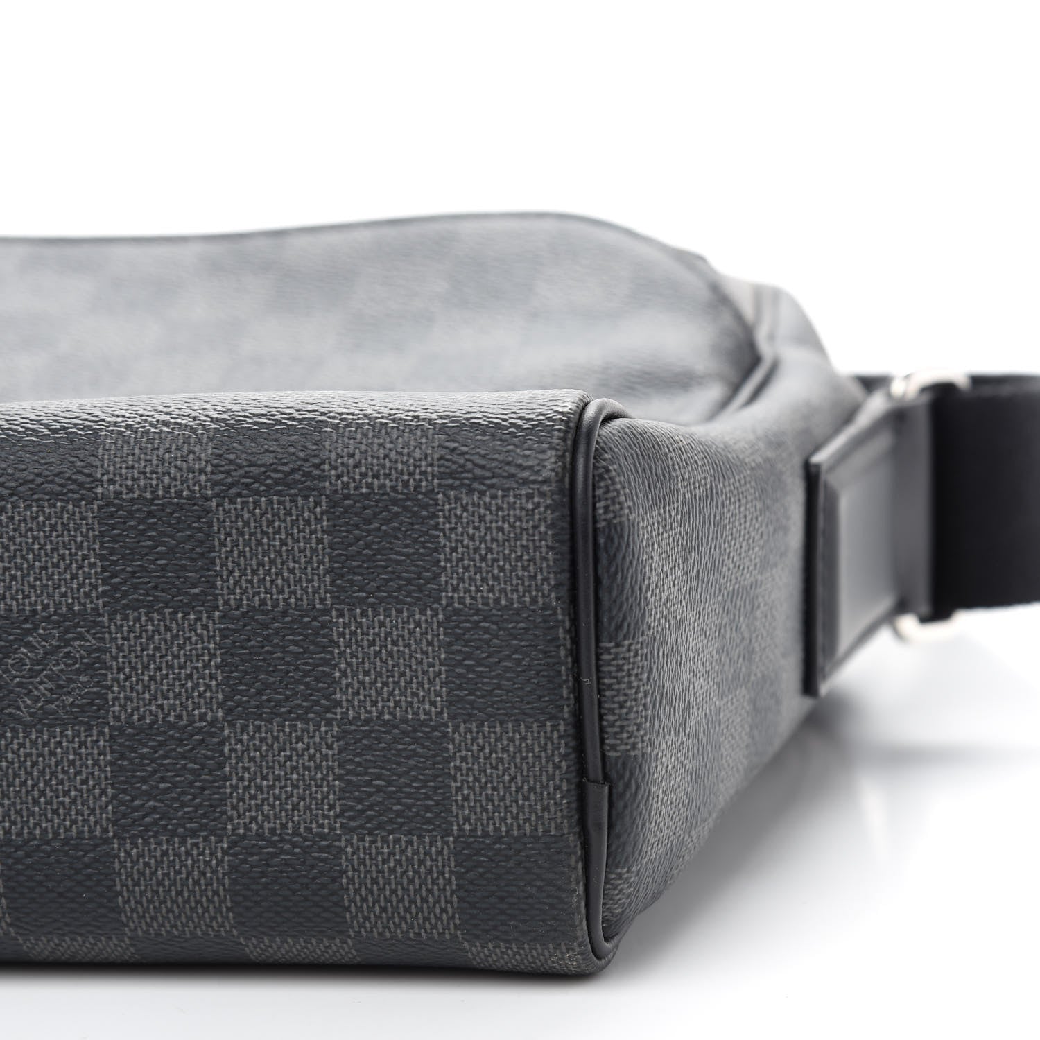 Louis Vuitton Damier Graphite Dayton Reporter MM 8 of 8