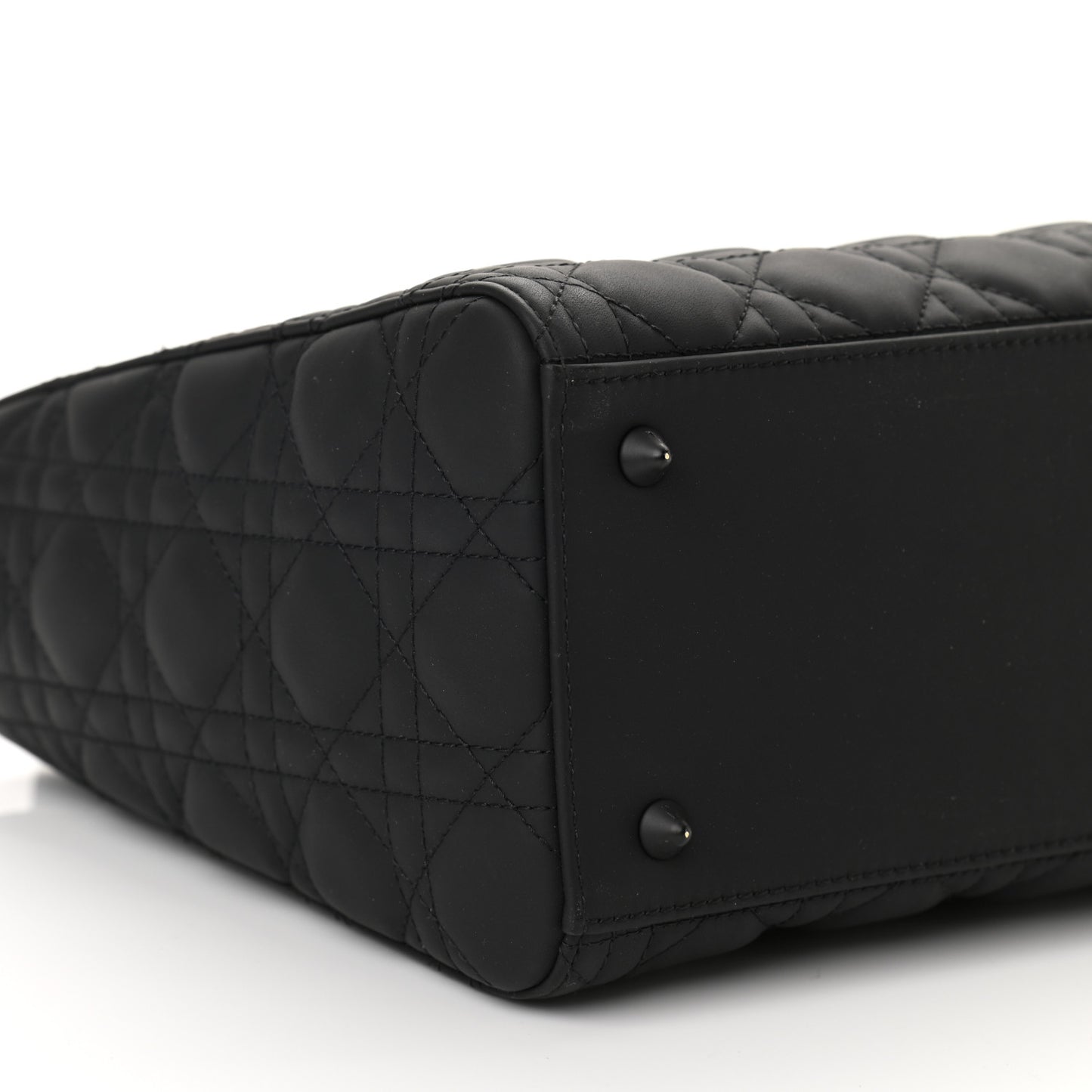 Ultra Matte Calfskin Cannage Medium Lady Dior Black