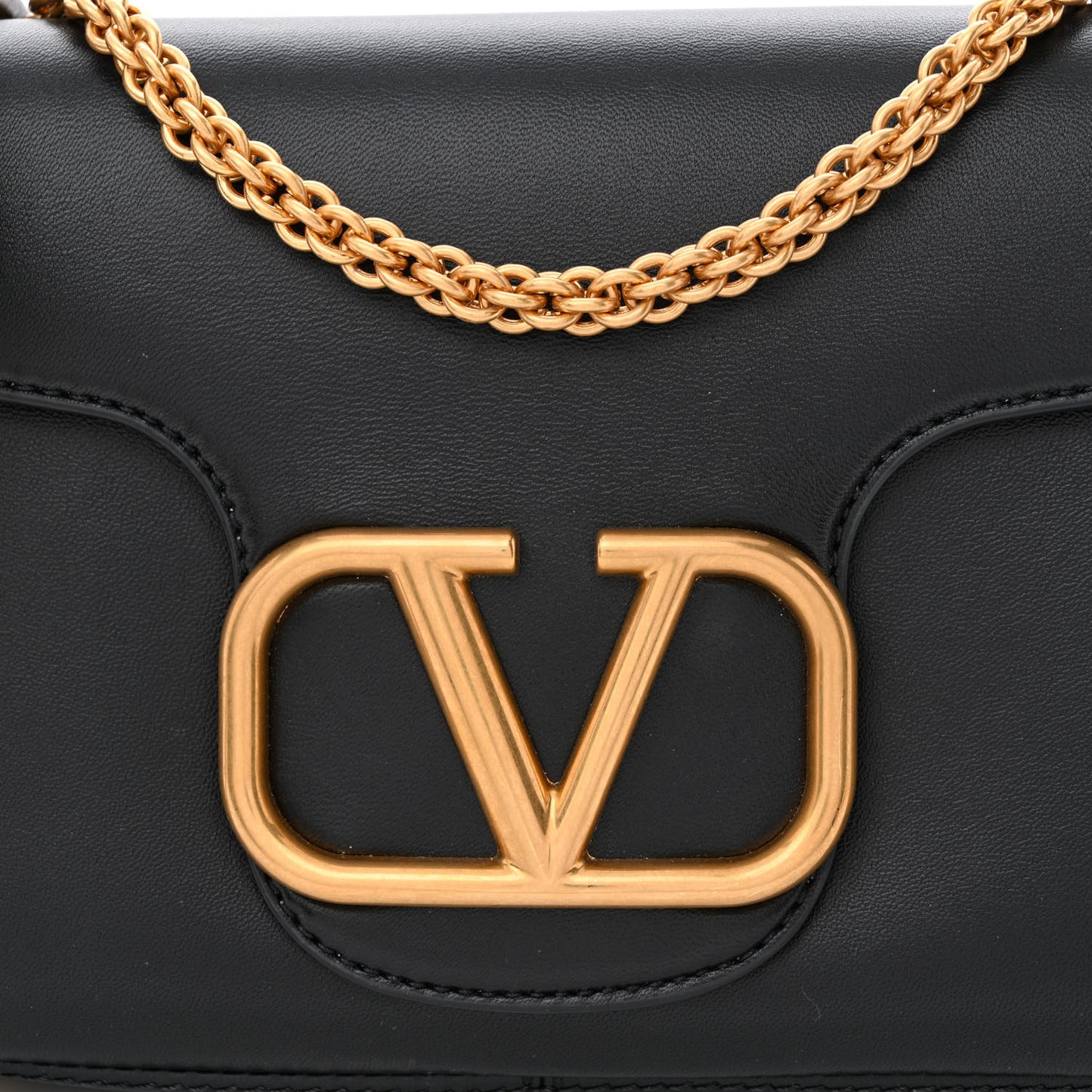Nappa Stud Sign Shoulder Bag Black