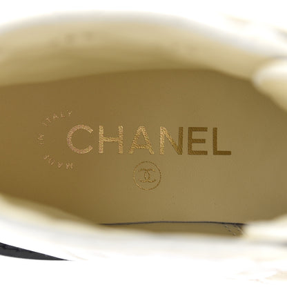 Chanel Shiny Goatskin Calfskin Quilted Lace Up Combat Boots 37.5 White Black 7 of 16