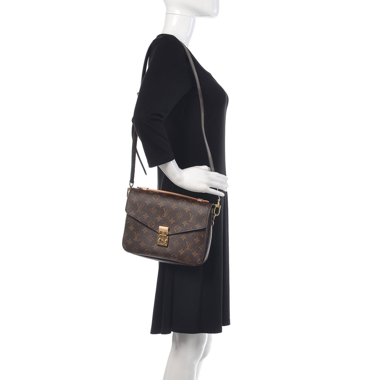 Monogram Pochette Metis