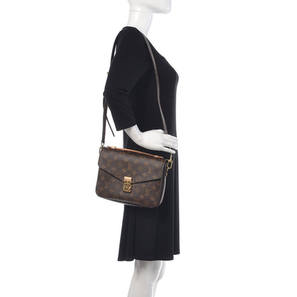 Louis Vuitton Monogram Pochette Metis 2 of 11