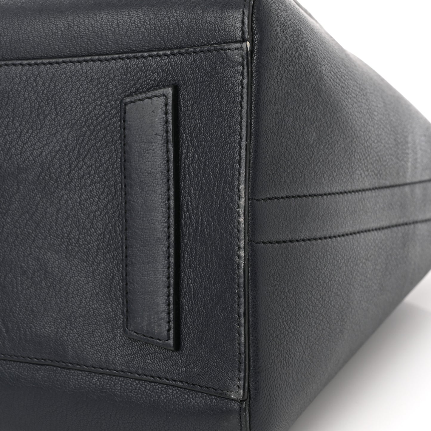 Sugar Goatskin Medium Antigona Navy