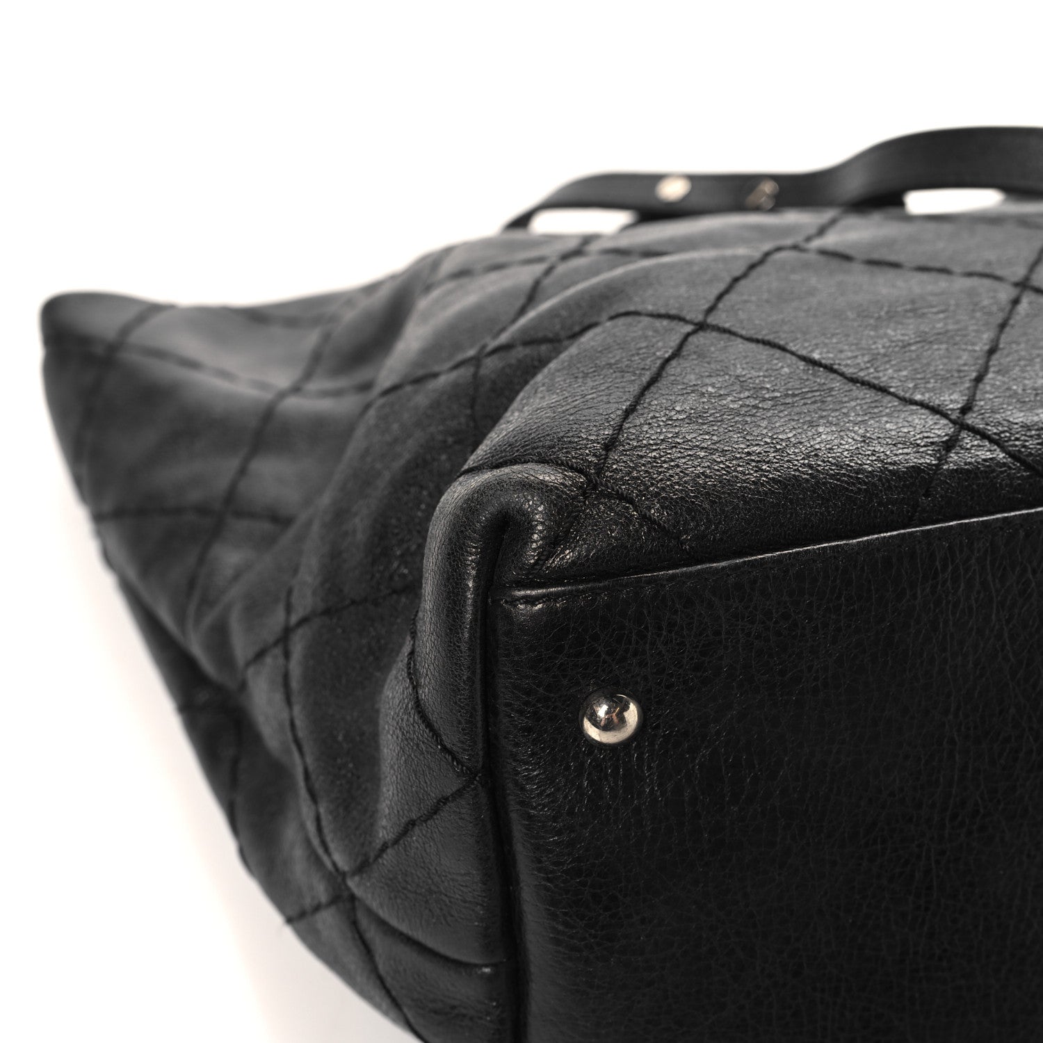Chanel Glazed Calfskin Large On the Road Zip Tote Black 10 of 14