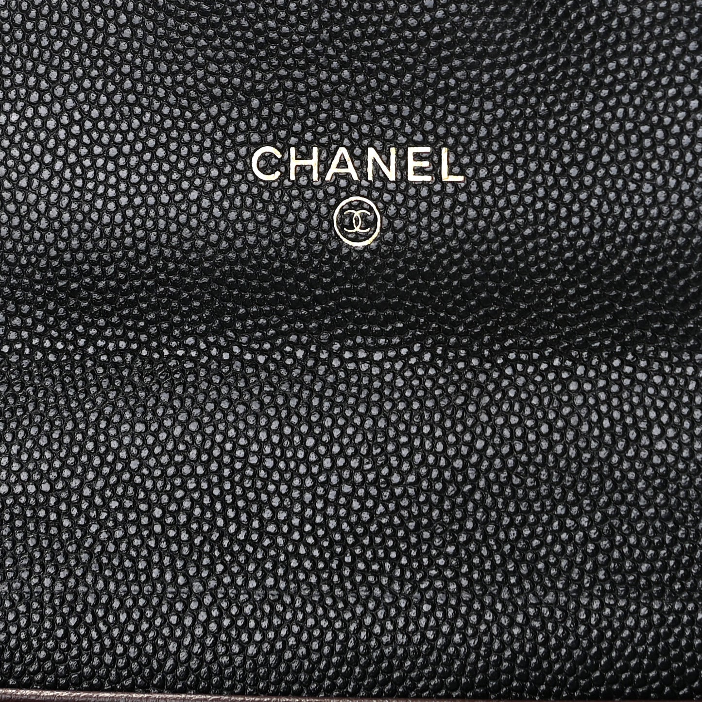 Caviar Quilted Medium Gusset Flap Wallet Black