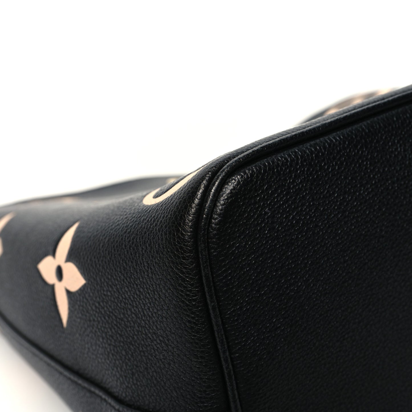 Empreinte Monogram Giant Neonoe MM Black Beige
