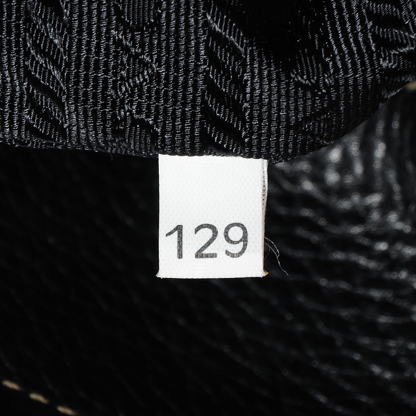 Vitello Daino Shoulder Bag Nero Black
