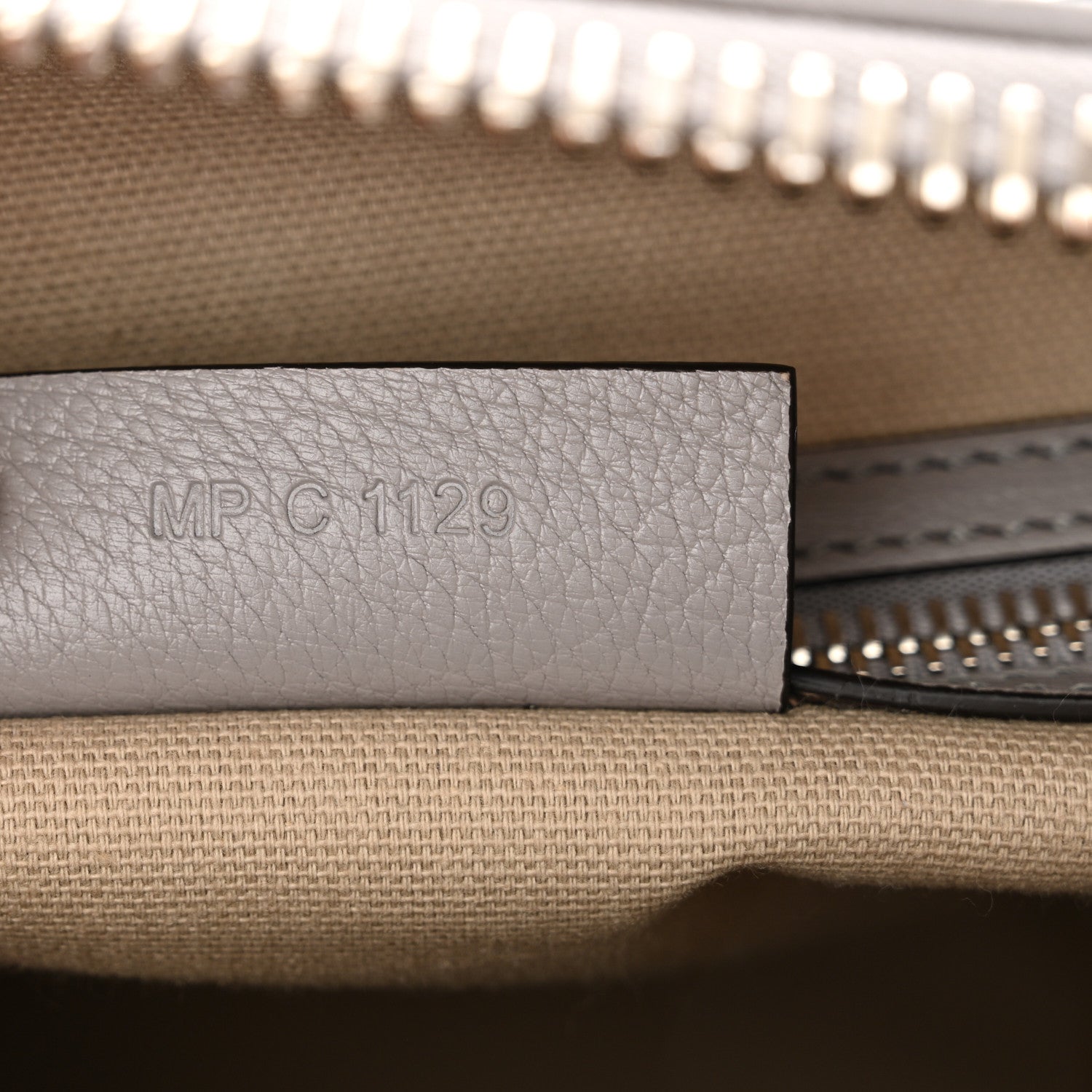 Givenchy Sugar Goatskin Small Antigona Pearl Grey 7 of 13