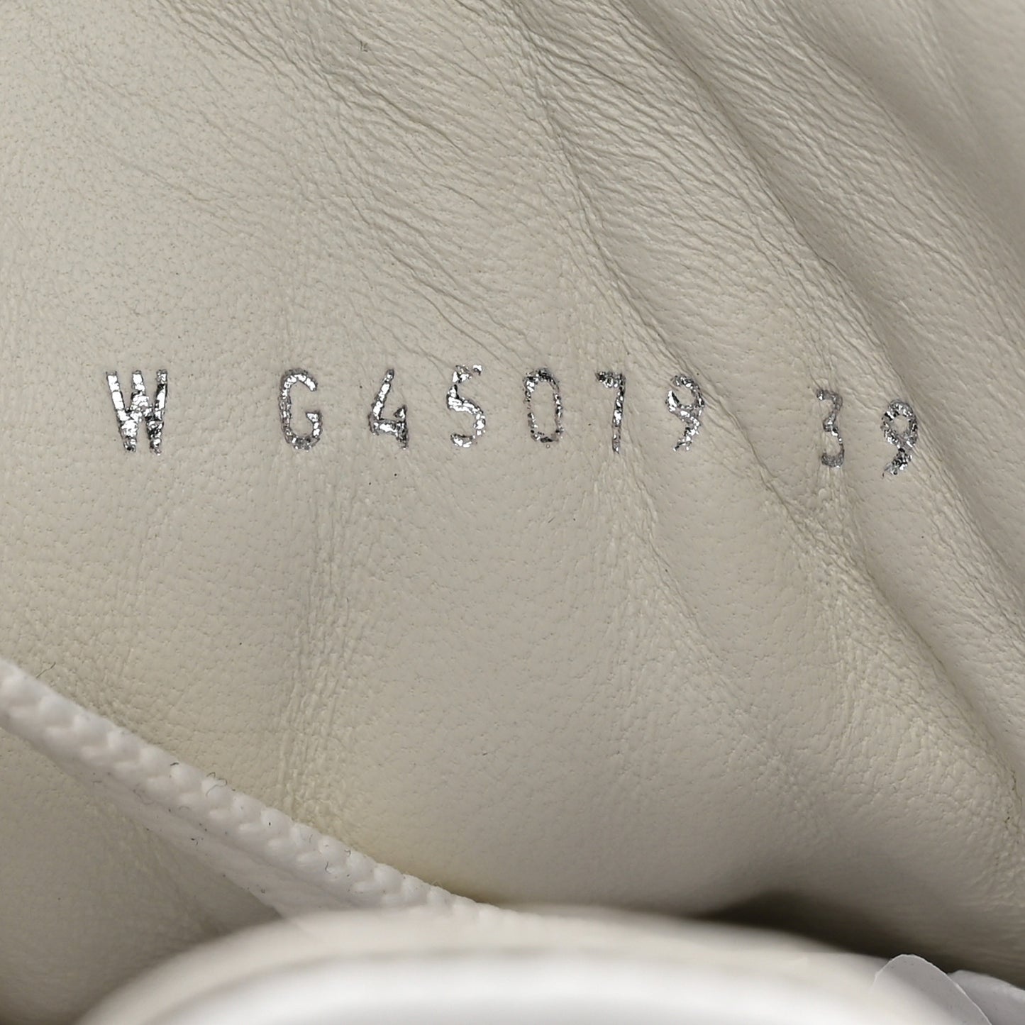 Calfskin CC Womens Sneakers 39 White