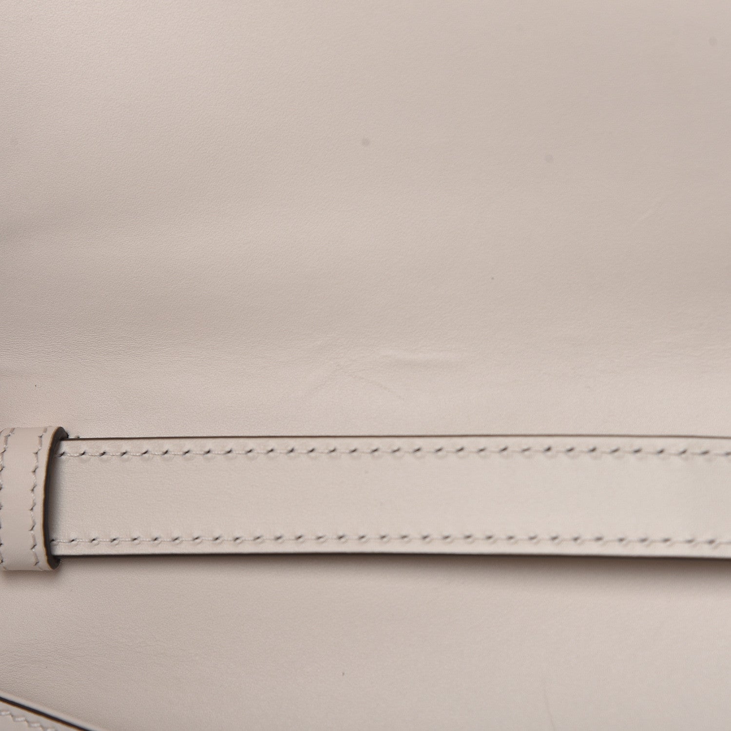 Gucci Calfskin Maxi Sylvie Top Handle Bag White 11 of 12