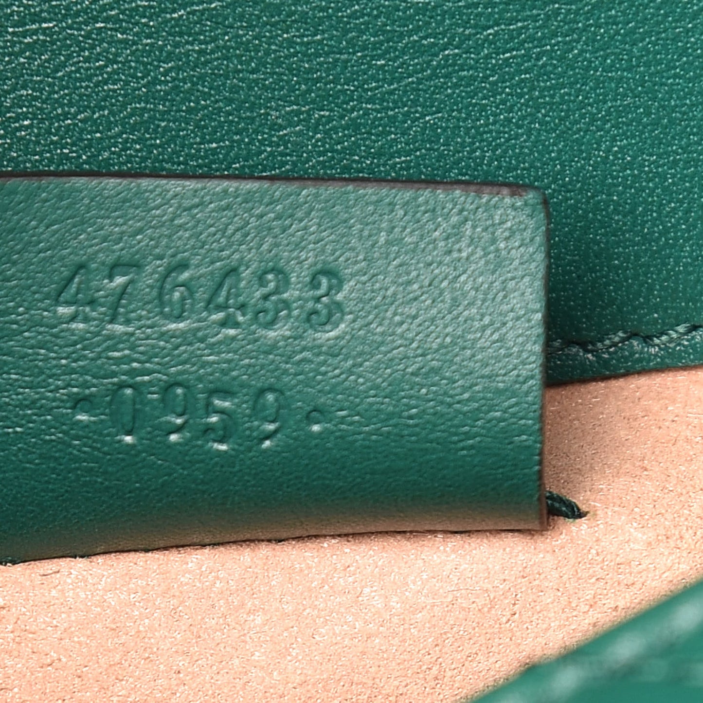 Calfskin Matelasse Super Mini GG Marmont Shoulder Bag Emerald Green