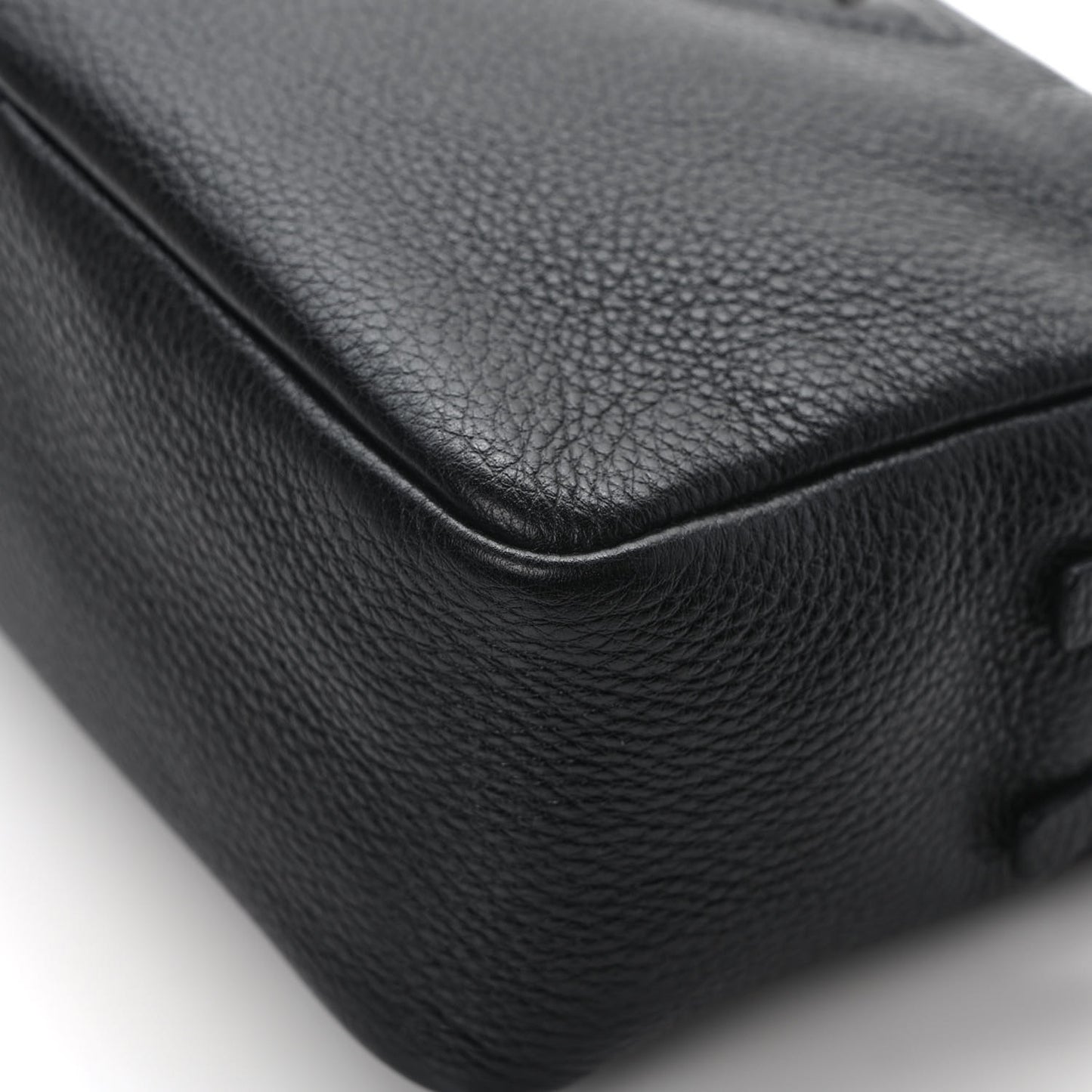 Vitello Daino Soft Medium Double Zip Shoulder Bag Black