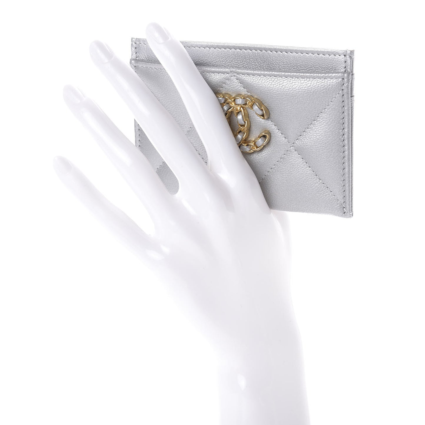 Metallic Goatskin Quilted 19 Card Holder Silver