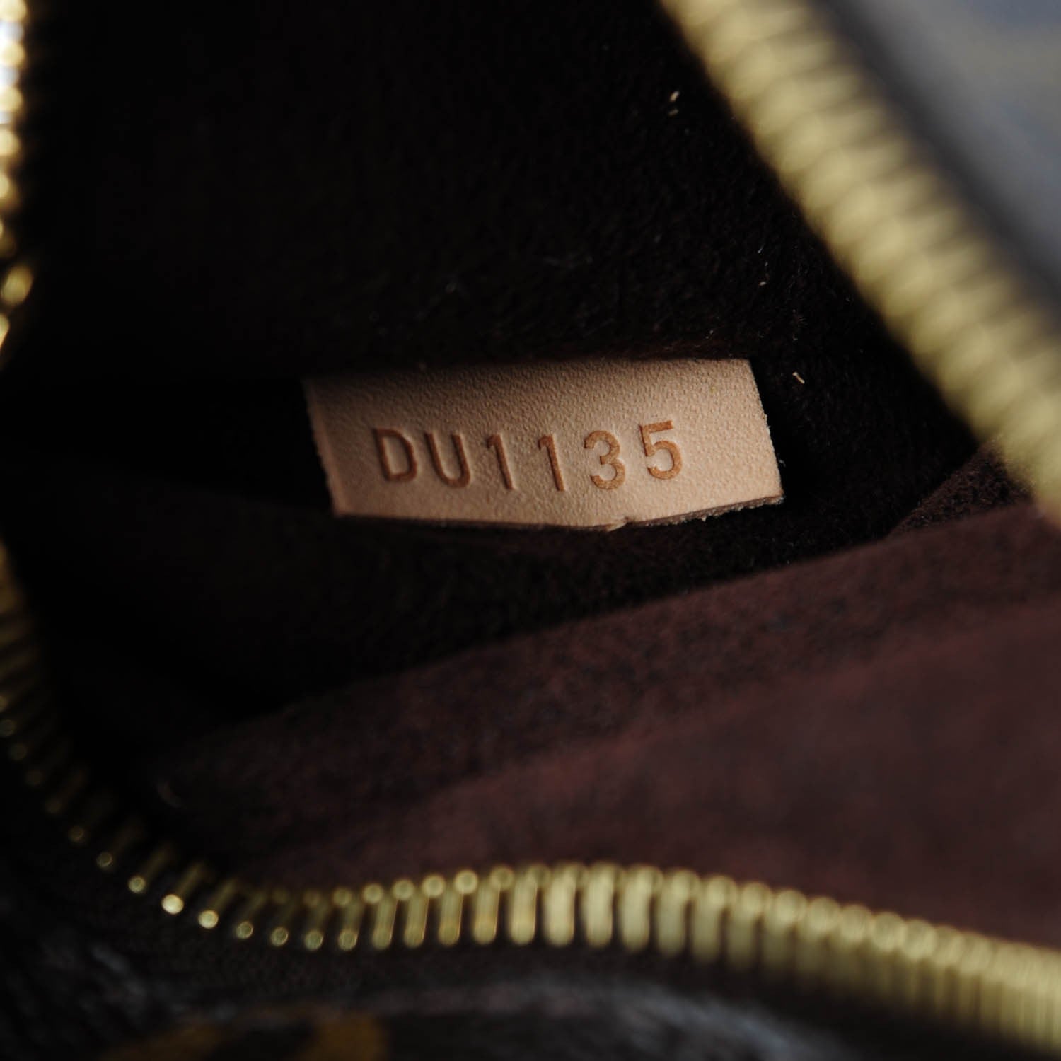 Louis Vuitton Monogram Pochette Metis 7 of 7
