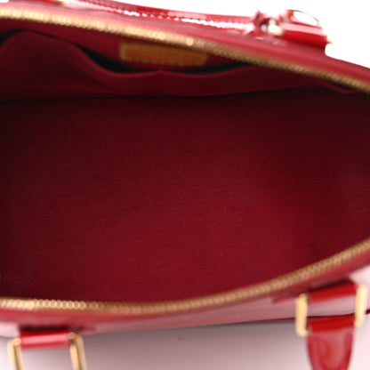 Louis Vuitton Vernis Alma PM Pomme D'Amour 4 of 10