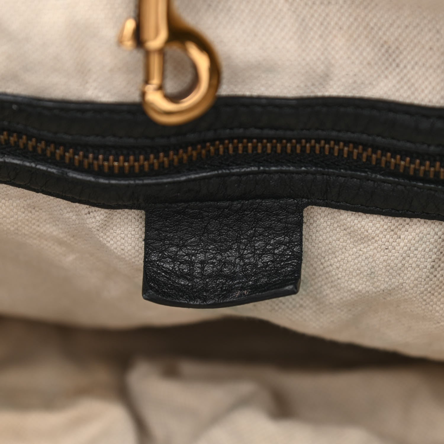 Gucci Pebbled Calfskin Twill Medium Tote Black 5 of 13