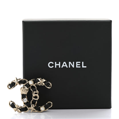 Chanel Lambskin Pearl Strass Sergeant Chanel Brooch Gold 5 of 5