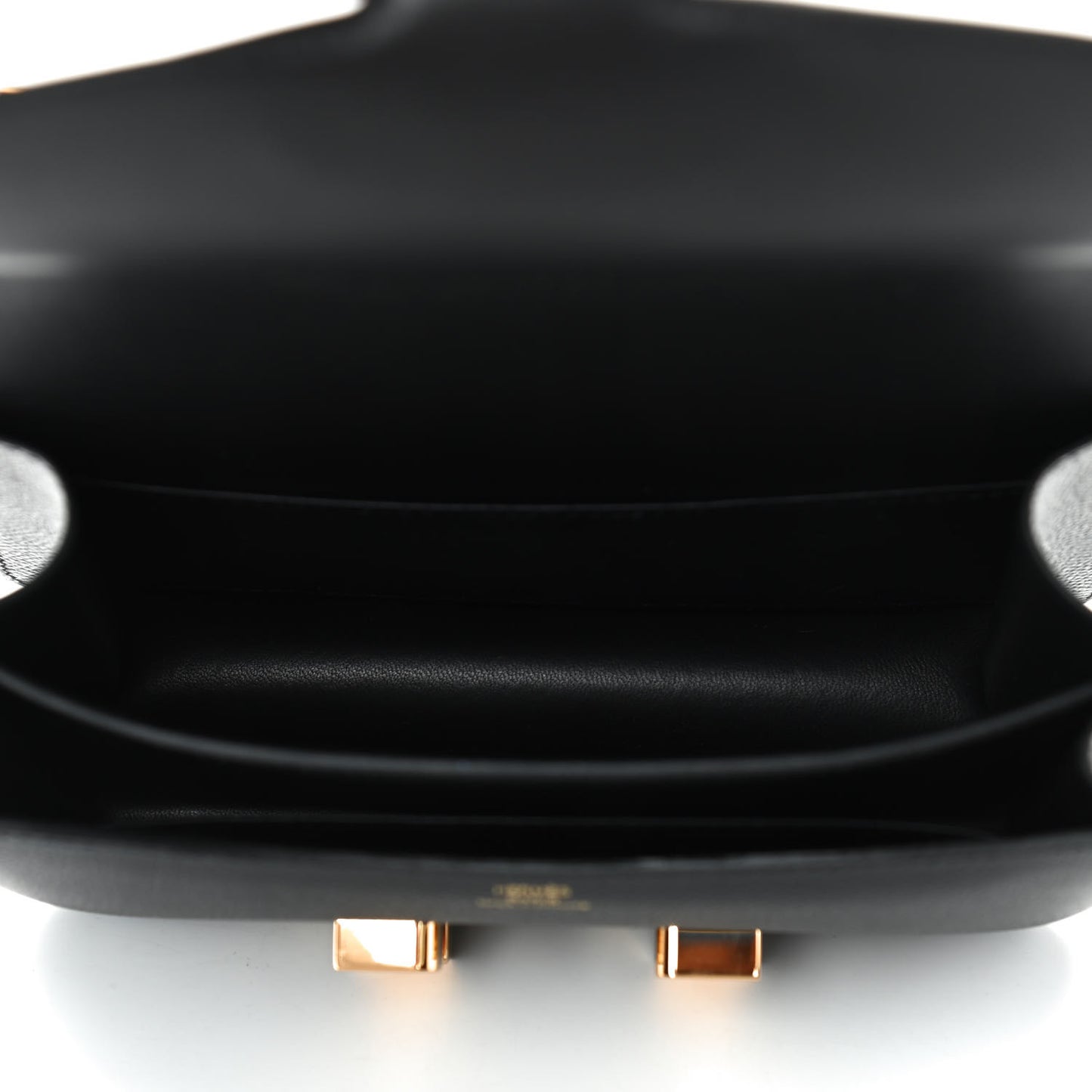 Epsom Constance 18 Black