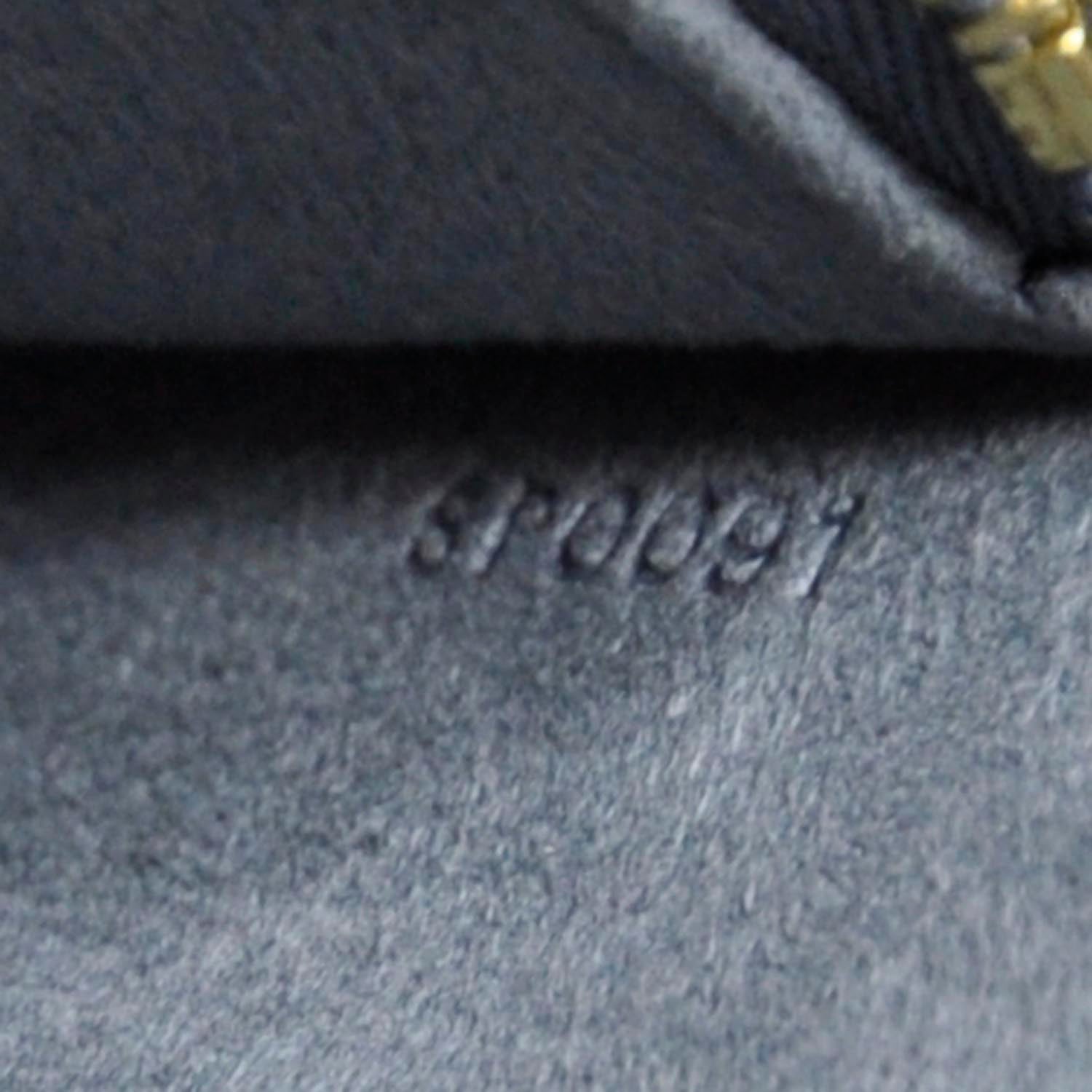 Louis Vuitton Epi Buci Black 10 of 11