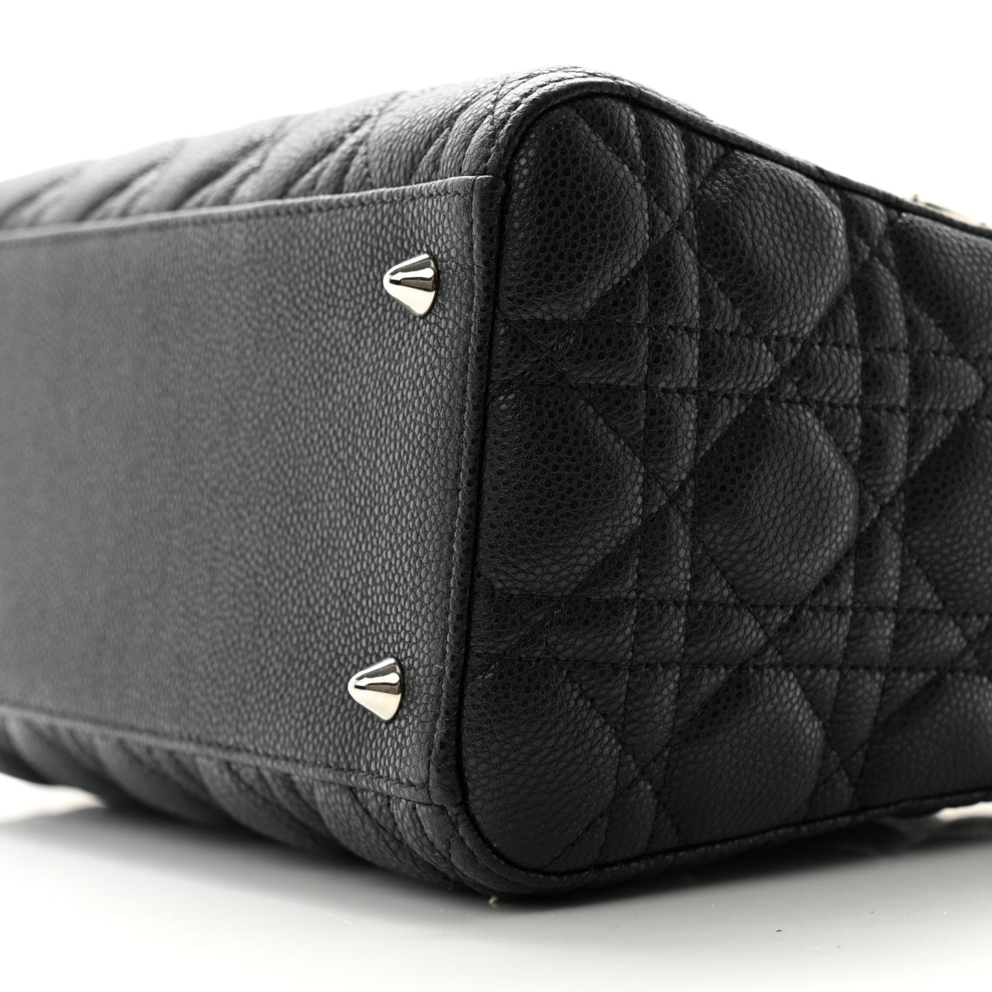 Grained Calfskin Cannage Medium Lady Dior Black