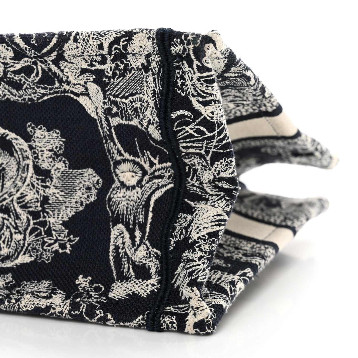 Christian Dior Canvas Embroidered Small Dioriviera Toile De Jouy Book Tote Blue 10 of 16