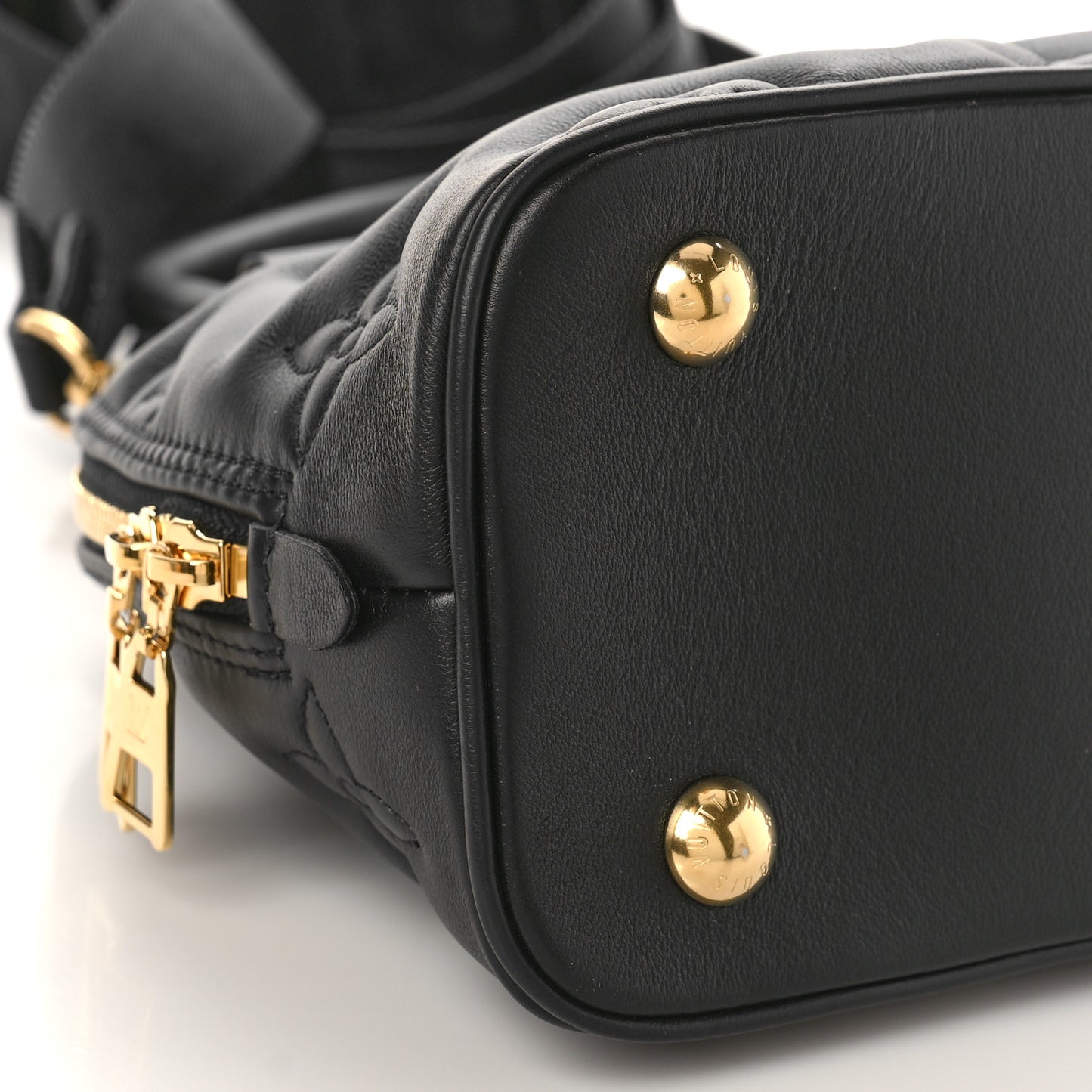 Calfskin Bubblegram Alma BB Black