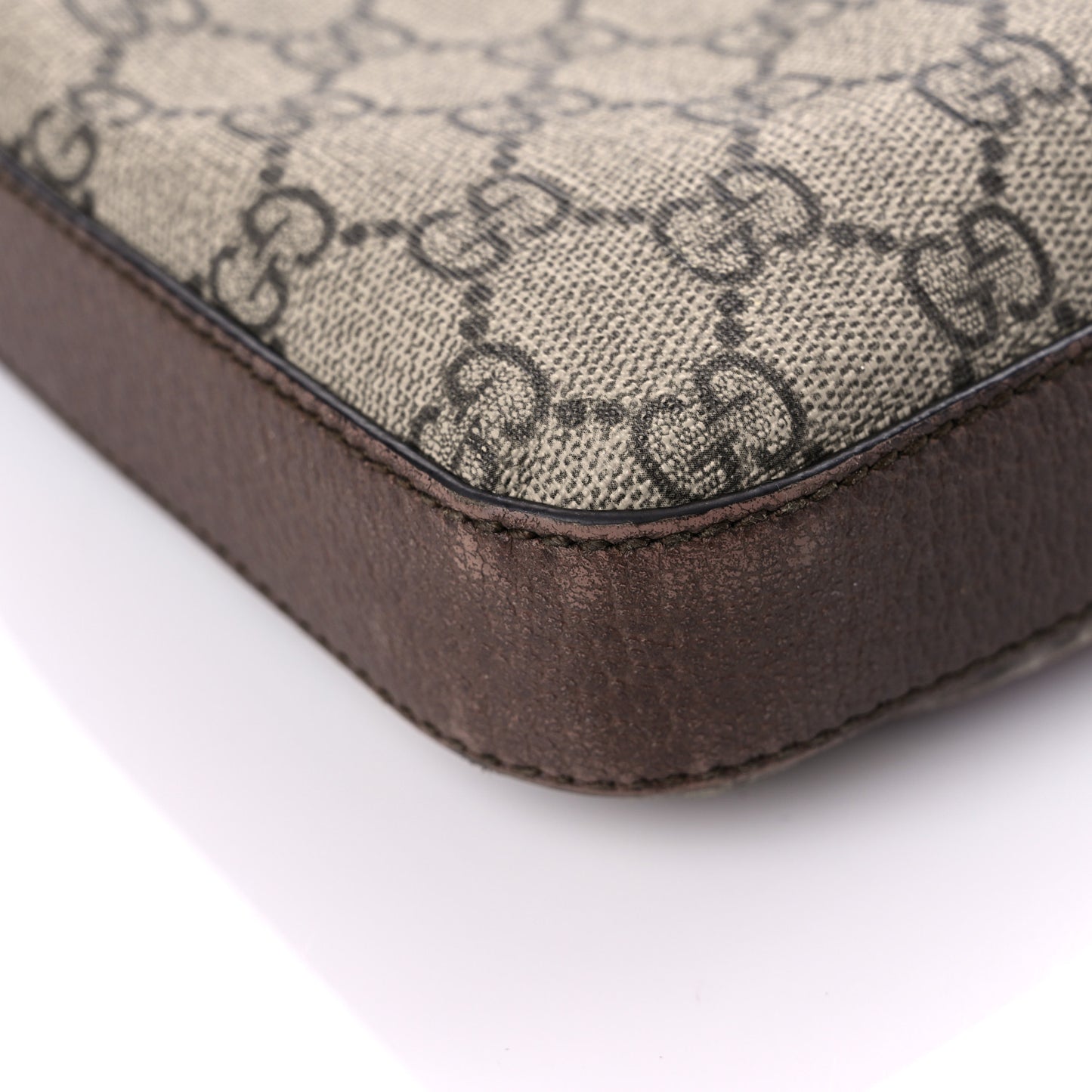 Soft GG Supreme Monogram Courrier Web Medium Flat Messenger Bag Beige New Acero Multicolor